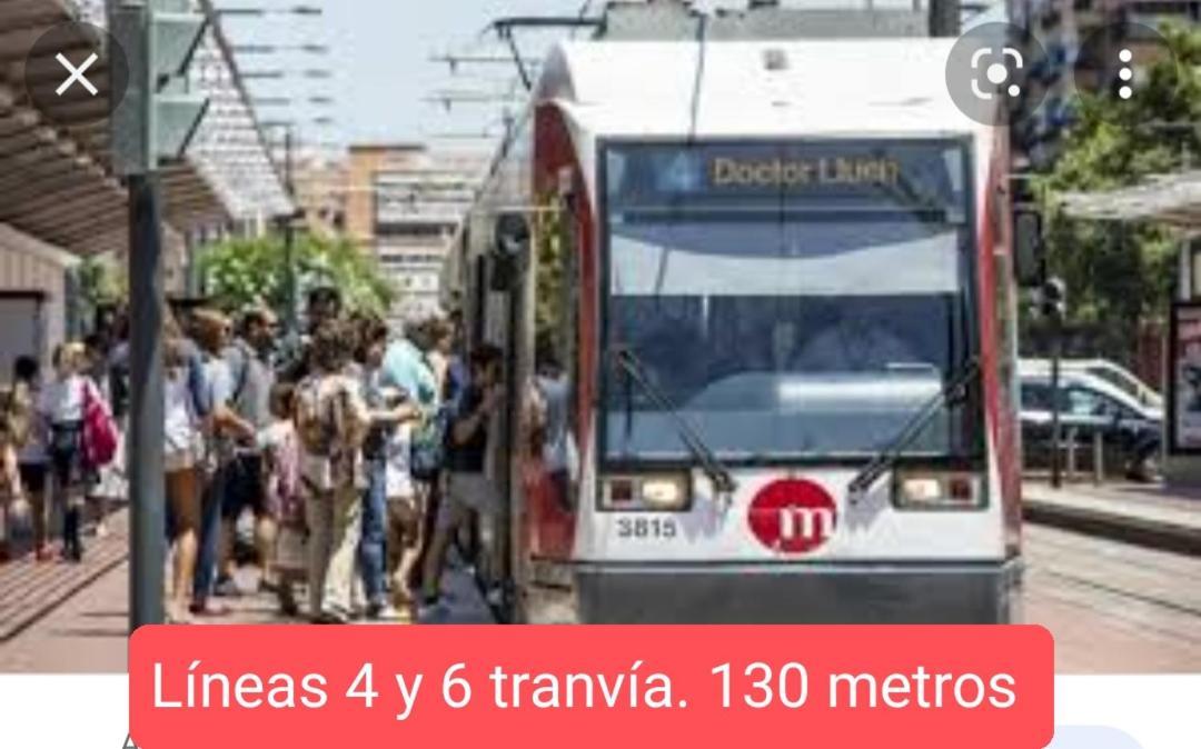 Casa Ideal Para Familias Con Patio Y 3 Banos Valencia Eksteriør billede