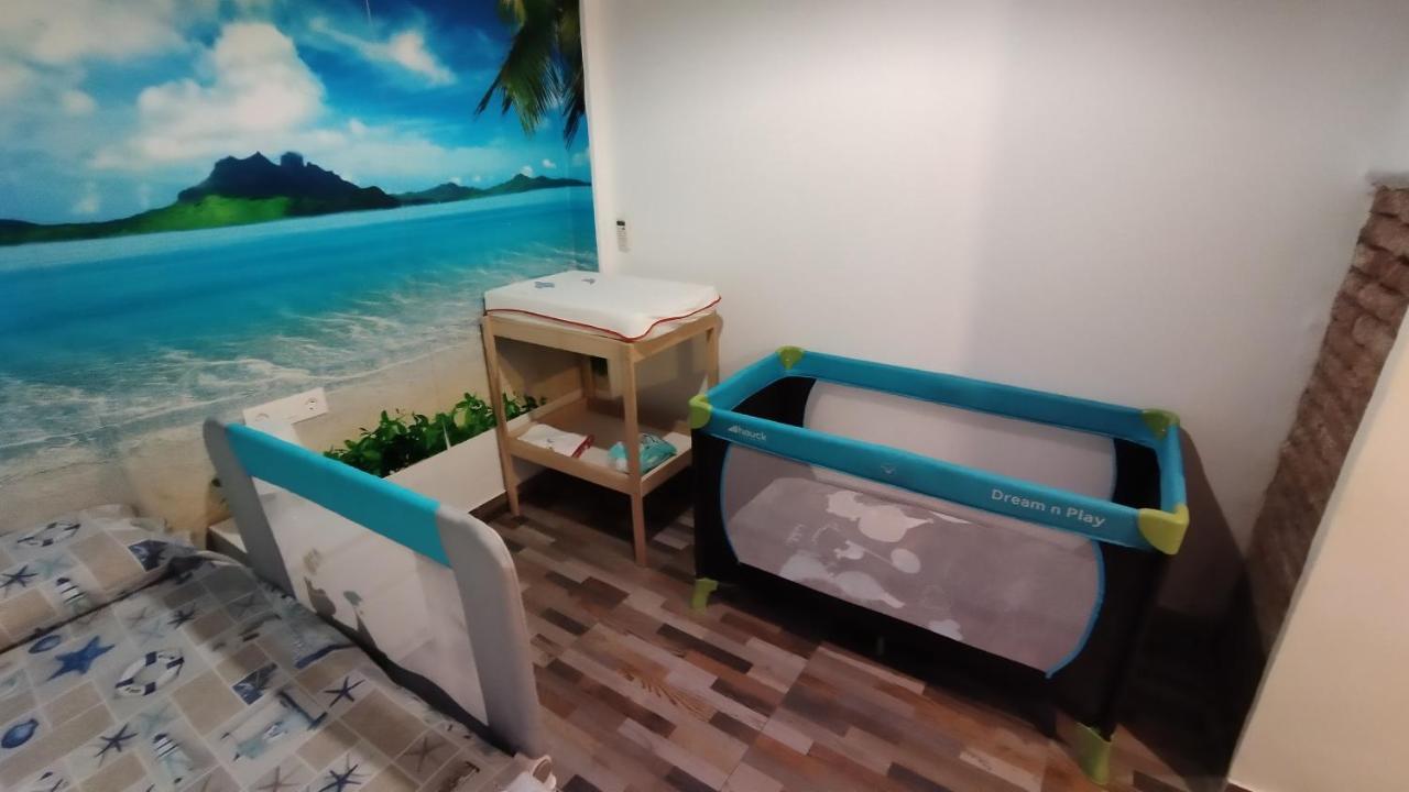 Casa Ideal Para Familias Con Patio Y 3 Banos Valencia Eksteriør billede