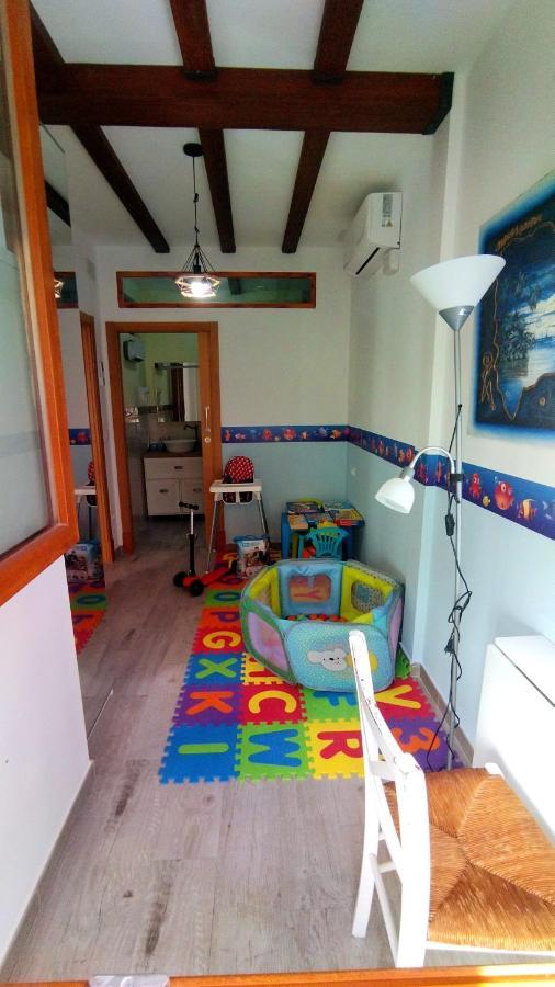 Casa Ideal Para Familias Con Patio Y 3 Banos Valencia Eksteriør billede